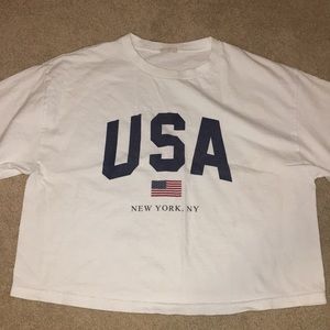 BRANDY MELVILLE TEE SHIRT
